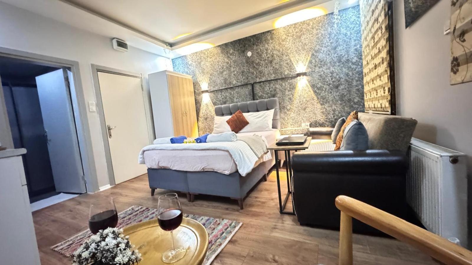 Taksim Camellia Suit 伊斯坦布尔 外观 照片