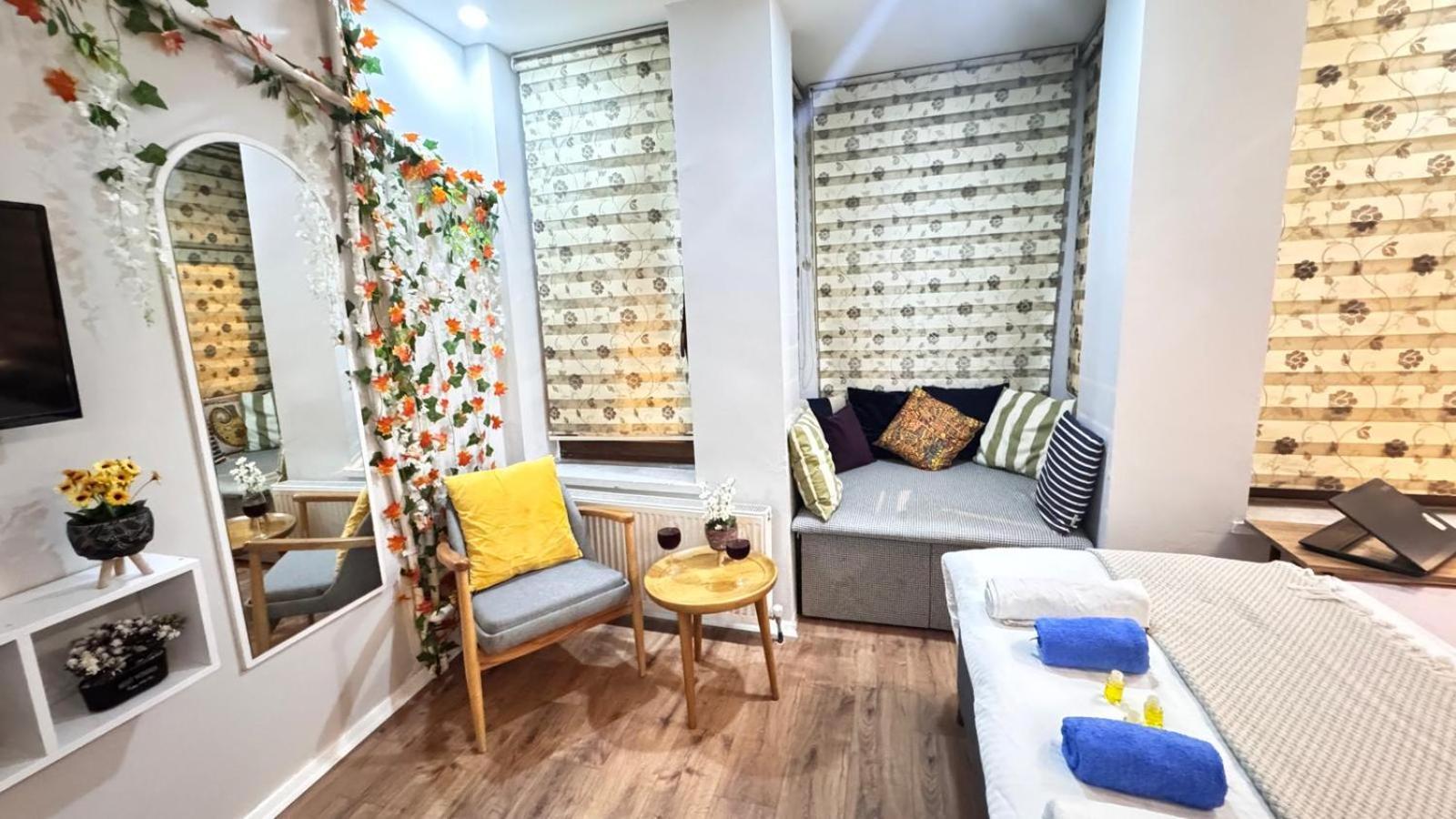 Taksim Camellia Suit 伊斯坦布尔 外观 照片