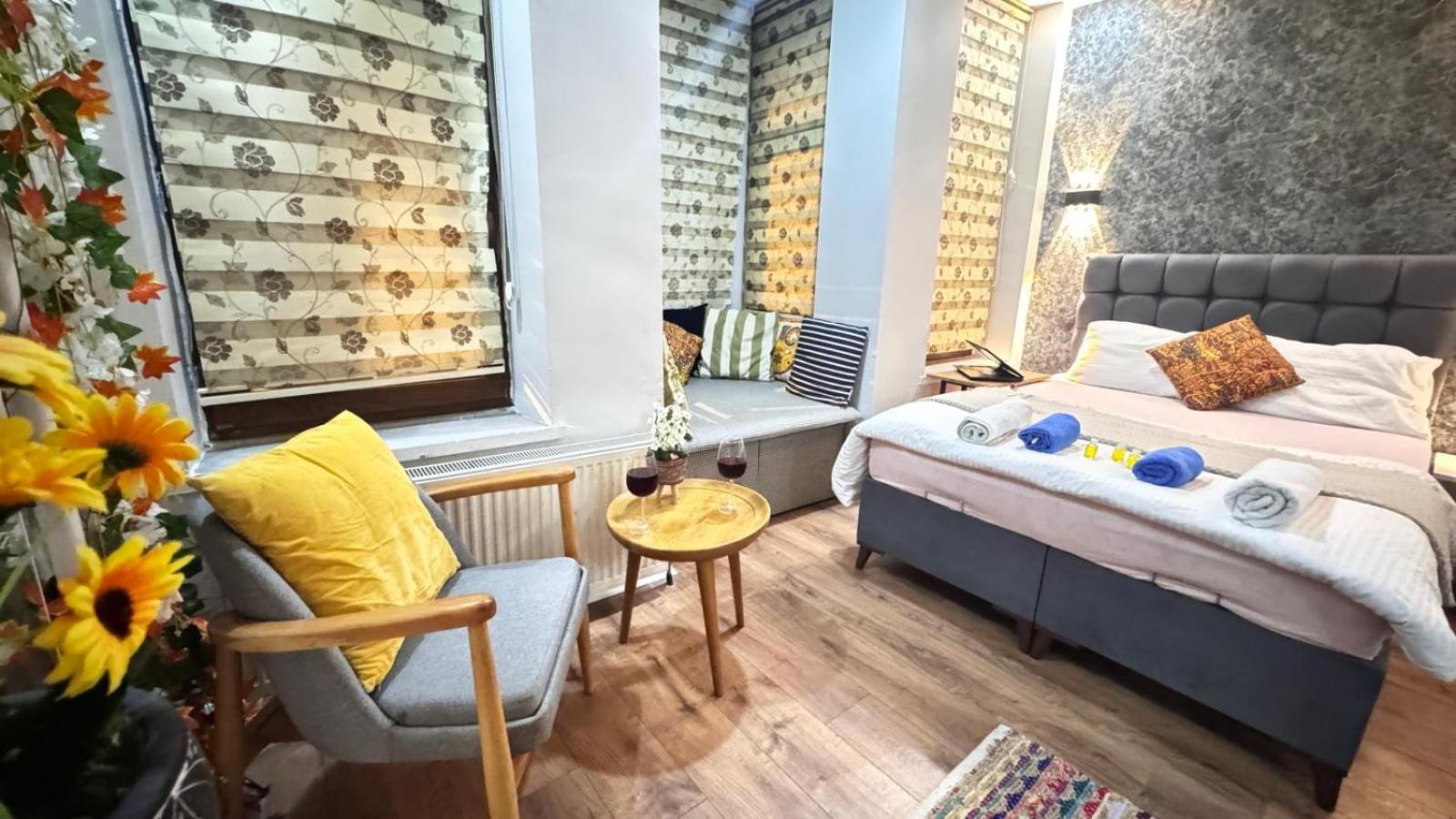 Taksim Camellia Suit 伊斯坦布尔 外观 照片